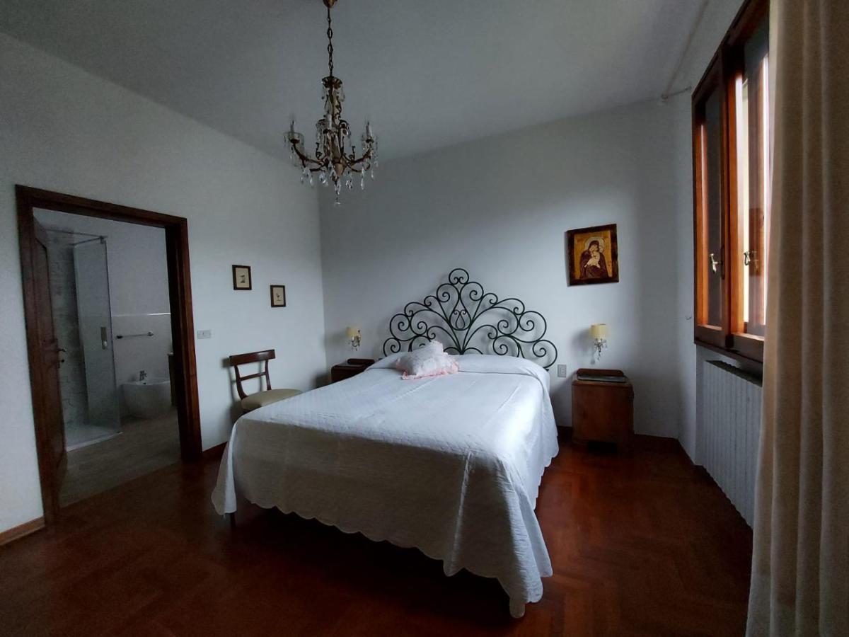 Gli Oleandri B&B Vaiano (Tuscany) Exterior foto